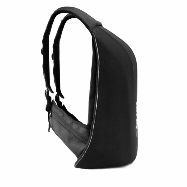 Découvrez le sac à dos semi-rigide X-PLOR MTC60.FR, alliant confort et robustesse pour vos aventures. Idéal pour les passionnés de plein air.