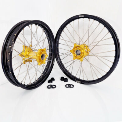 Découvrez la paire de roues Prostuf MX pour Suzuki, alliant performance et style. Disponible dès maintenant sur mtc60.fr. Ne manquez pas cette offre !